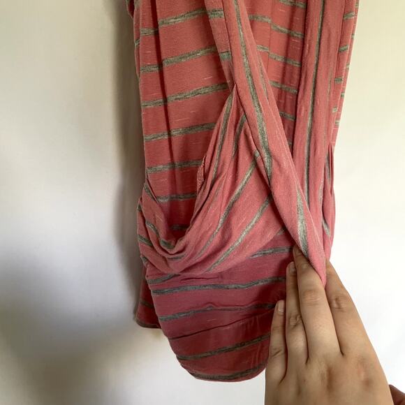 H.I.P. happening in the present pink and silver y2k 2000s vest sleeveless M FLAW - Picture 2 of 8